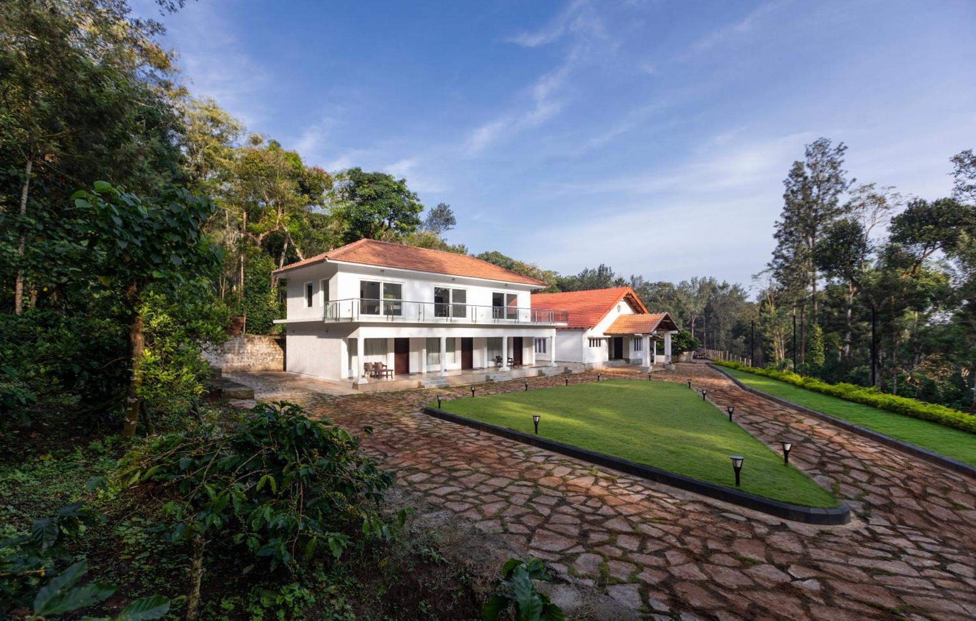 Tusker Trail By Luxunlock Hotel Suntikoppa Buitenkant foto